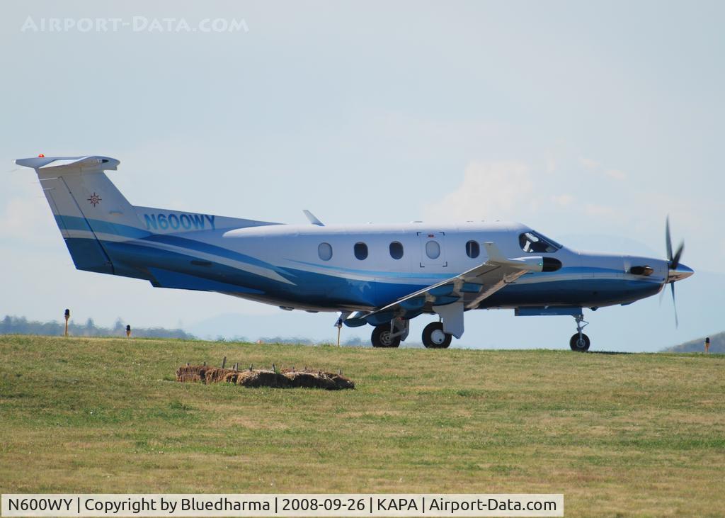 N600WY, 2003 Pilatus PC-12/45 C/N 526, Position and hold for 17L.