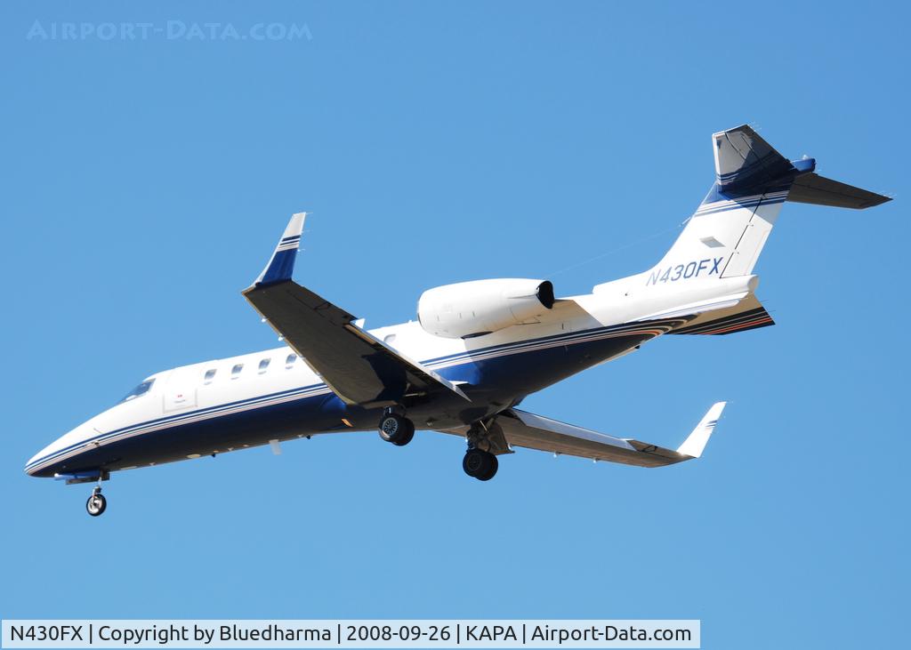 N430FX, 2001 Learjet 45 C/N 166, On final approach to 17L.