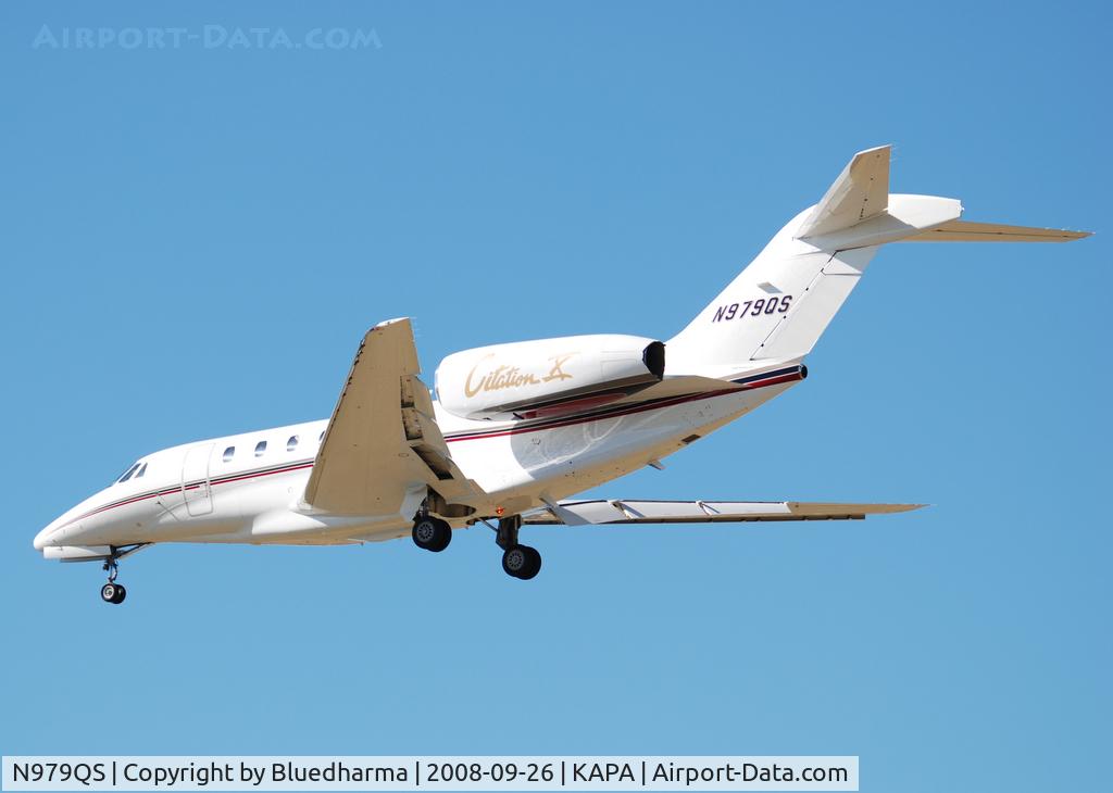 N979QS, 1999 Cessna 750 Citation X Citation X C/N 750-0079, On final approach to 17L.