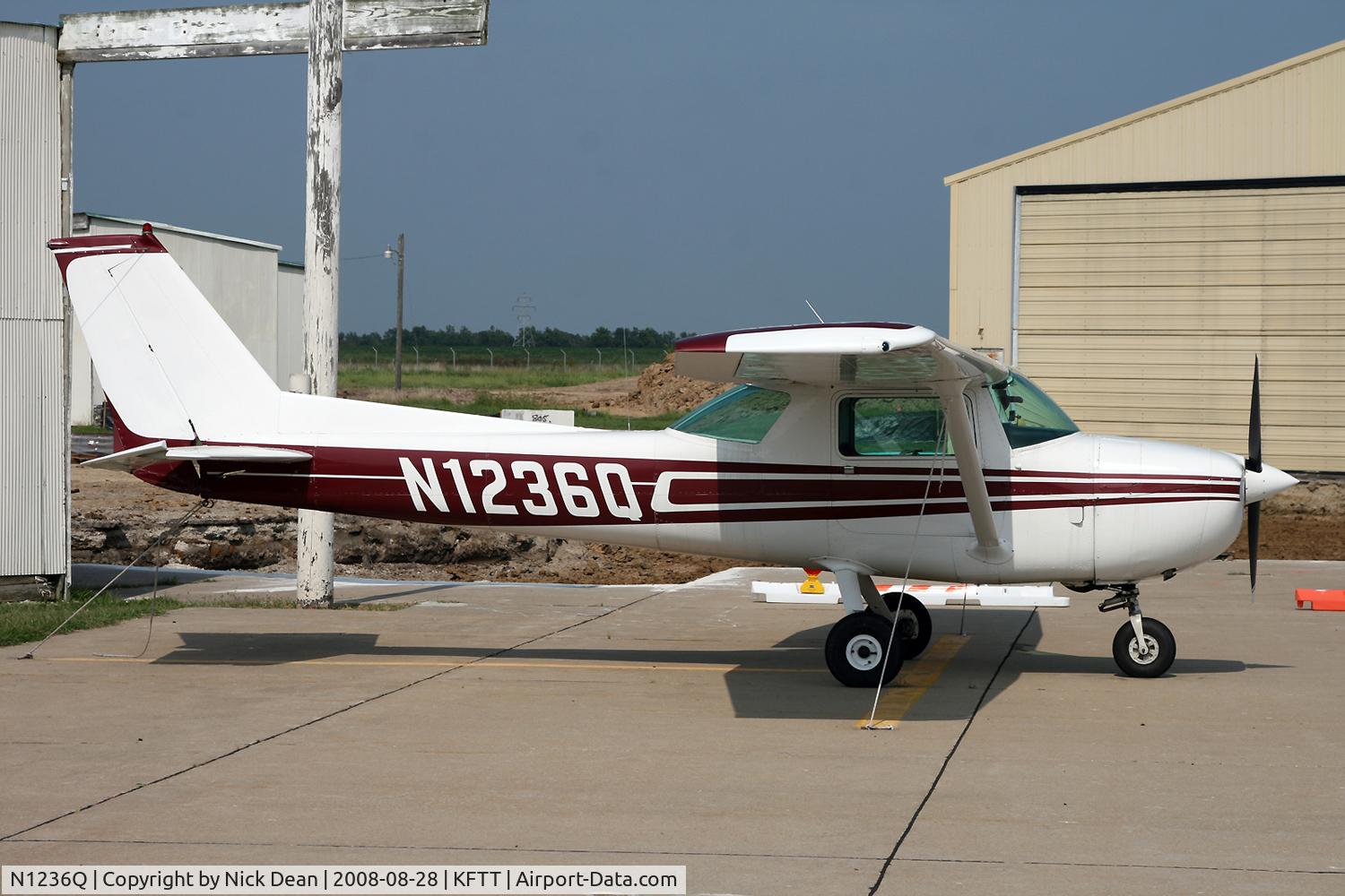 N1236Q, 1971 Cessna 150L C/N 15072536, /