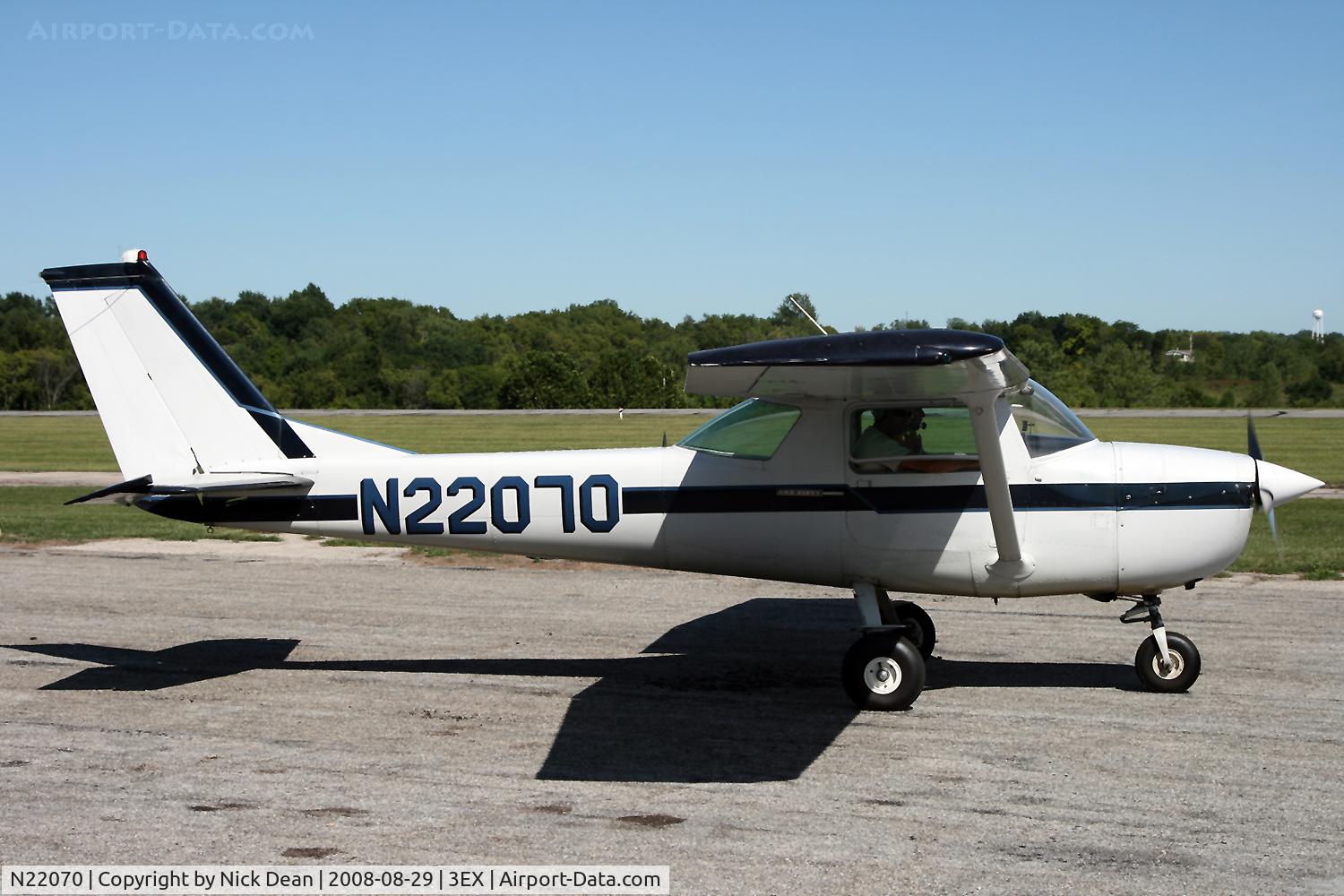 N22070, 1967 Cessna 150H C/N 15068043, /