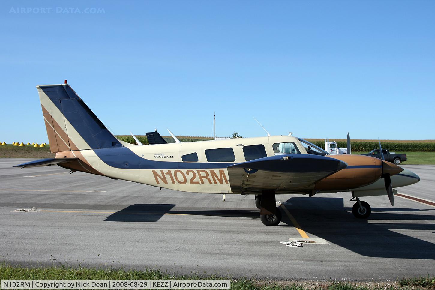 N102RM, 1976 Piper PA-34-200T C/N 34-7770069, /