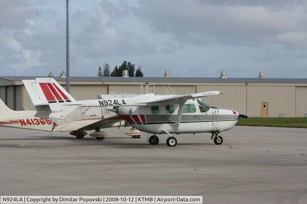 N924LA, 1973 Cessna 337G Super Skymaster C/N 33701501, Tamiami Airport
