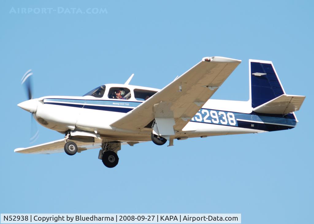 N52938, 1988 Mooney M20K C/N 25-1197, On final for 17L.