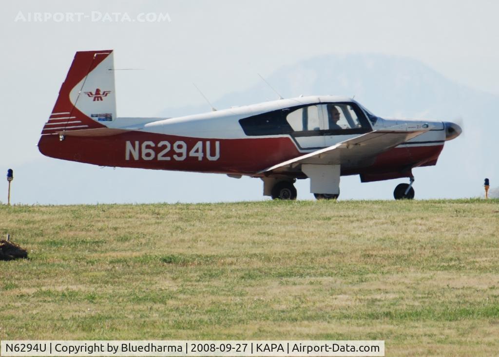 N6294U, 1962 Mooney M20C Ranger C/N 2133, Position and Hold for 17L.