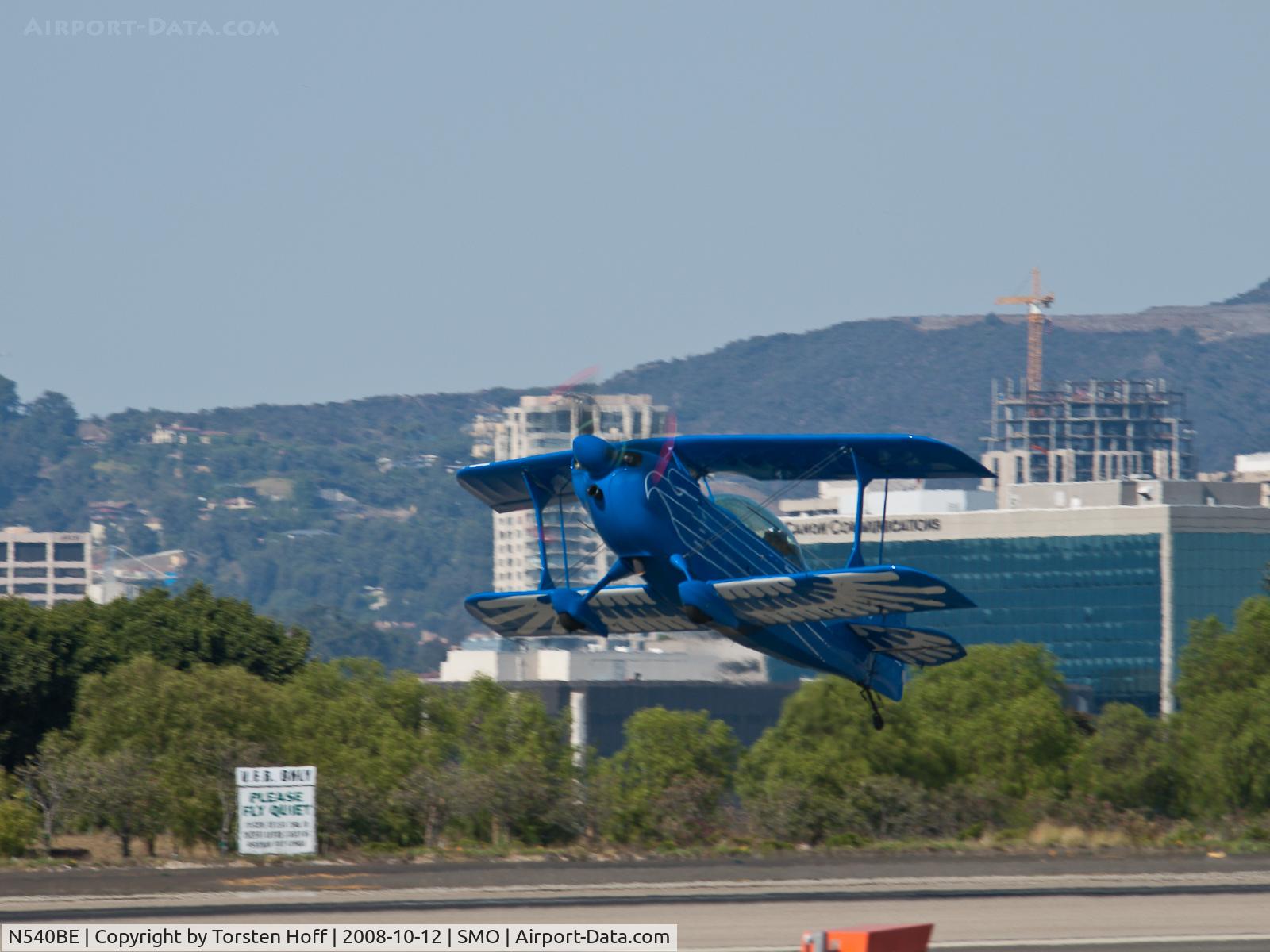 N540BE, Christen Eagle II C/N 0001 (N10AL), N540BE departing from RWY 21 and starting a steep climb.