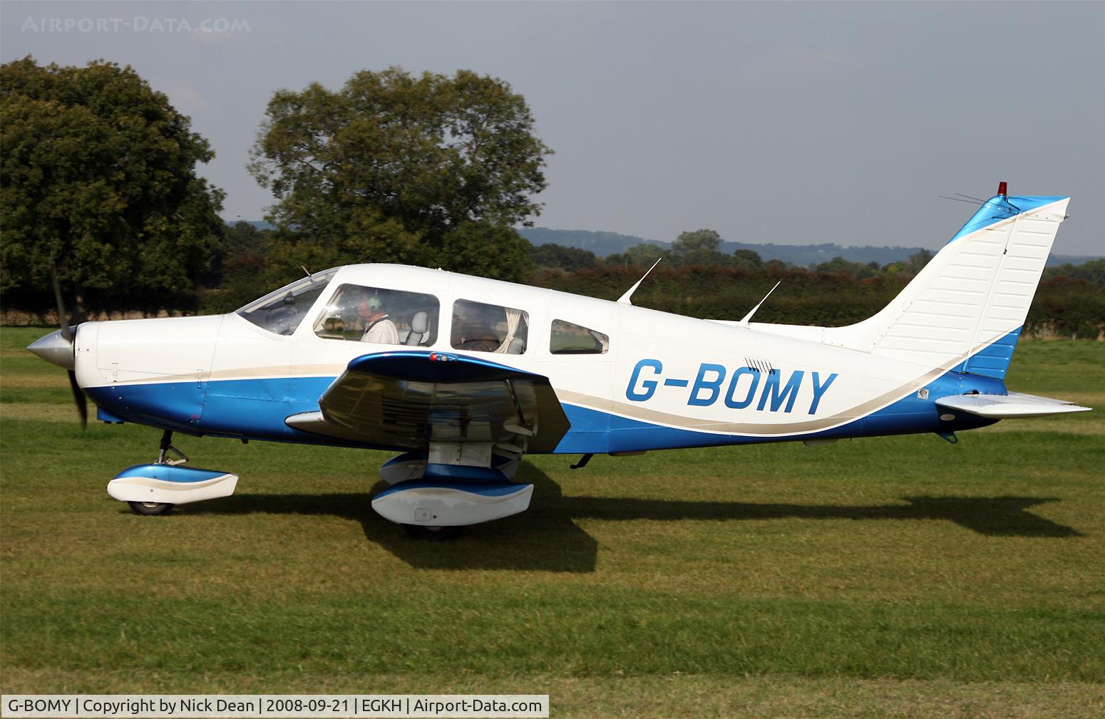 G-BOMY, 1982 Piper PA-28-161 Cherokee Warrior II C/N 28-8216049, /