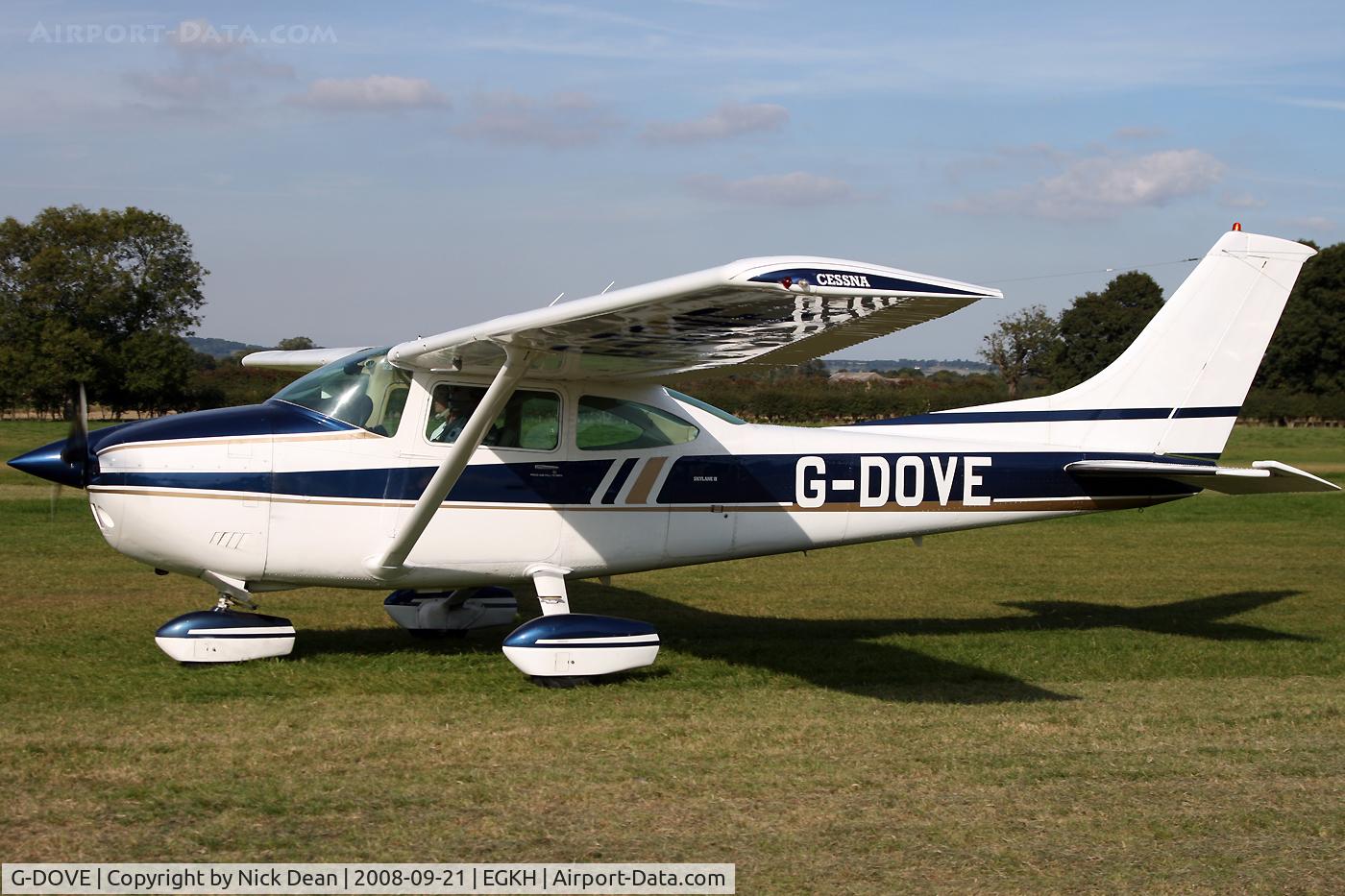 G-DOVE, 1979 Cessna 182Q Skylane C/N 182-66724, /