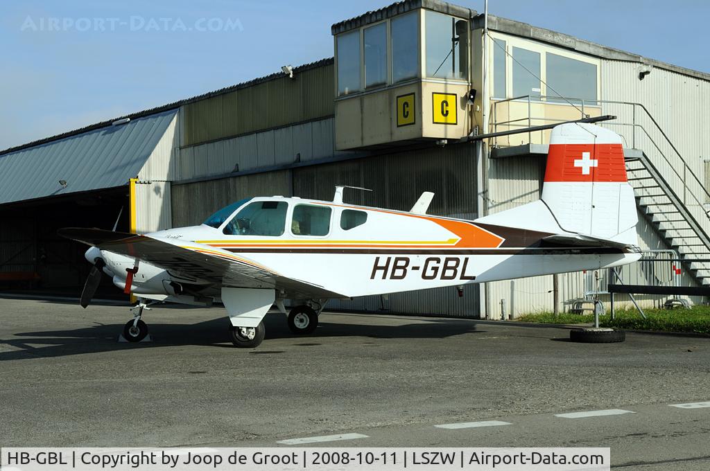 HB-GBL, 1959 Beech 95 Travel Air C/N TD-222, Seen on the flighline of Thun