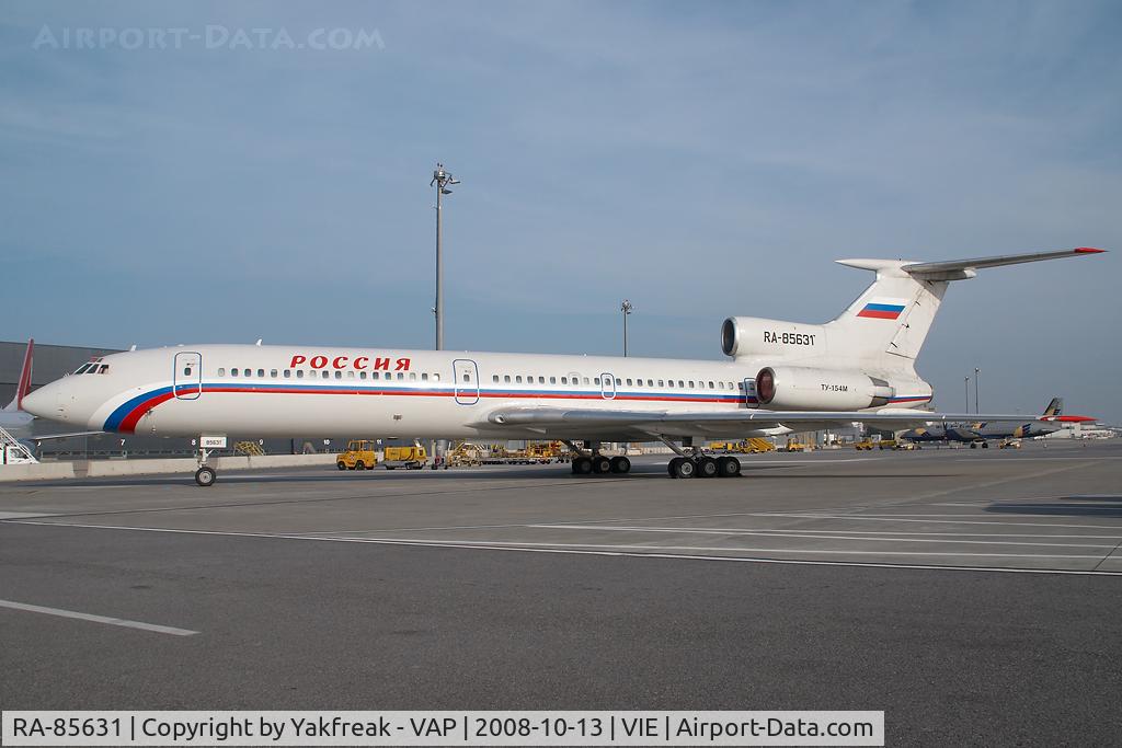 RA-85631, 1987 Tupolev Tu-154M C/N 87A760, Rossija Tupolev 154