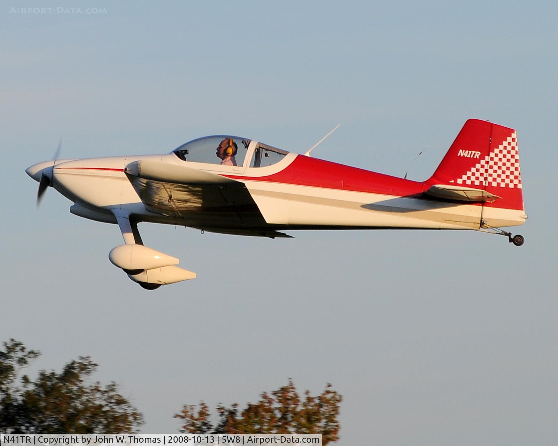 N41TR, 1993 Vans RV-6 C/N 1 (N41TR), Departing runway 4