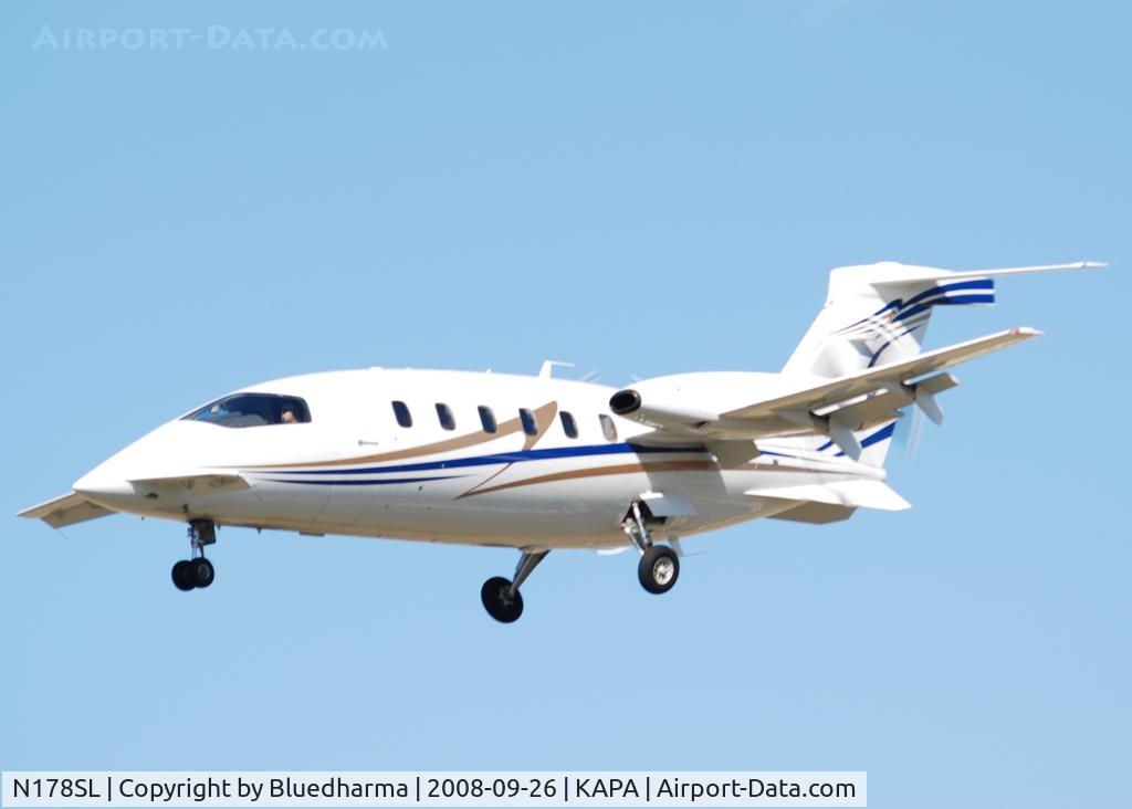 N178SL, 2007 Piaggio P-180 C/N 1151, On final approach to 17L.