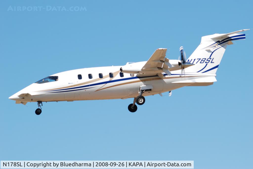 N178SL, 2007 Piaggio P-180 C/N 1151, On final approach to 17L.