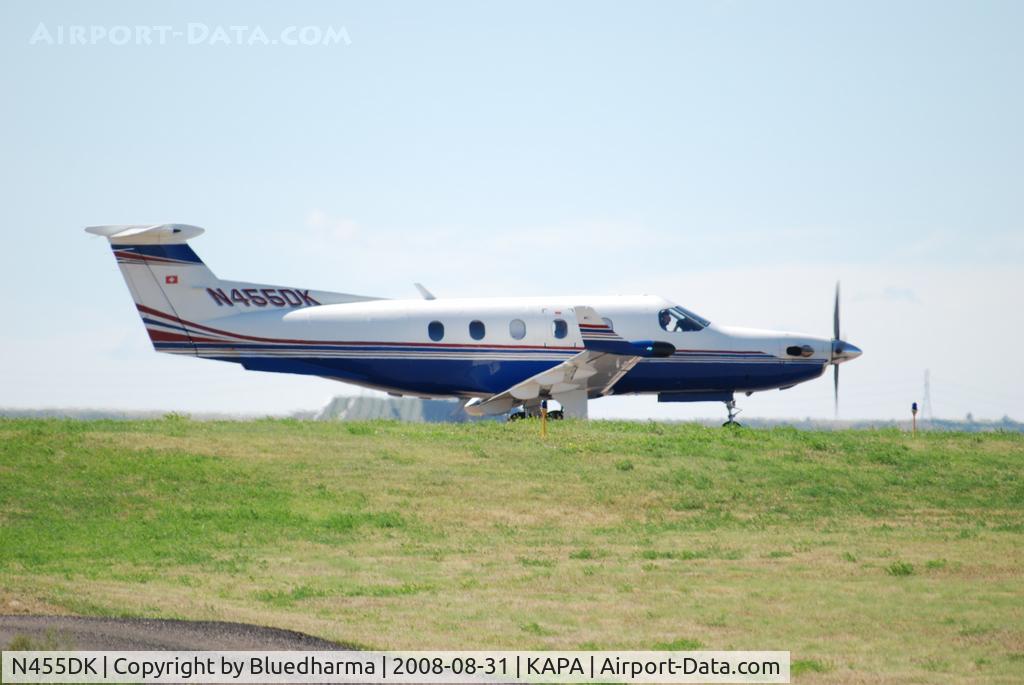 N455DK, 1998 Pilatus PC-12/45 C/N 194, Position and Hold for 17L.