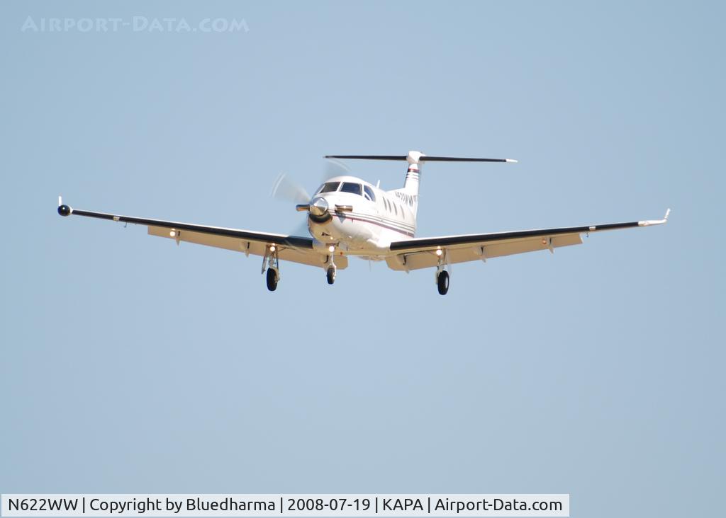 N622WW, 2005 Pilatus PC-12/45 C/N 622, On final approach to 17L.
