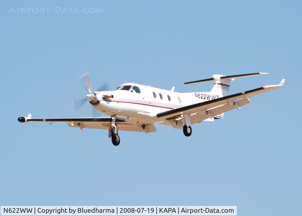 N622WW, 2005 Pilatus PC-12/45 C/N 622, On final approach to 17L.