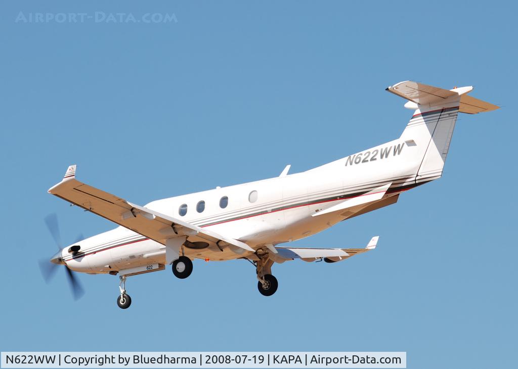 N622WW, 2005 Pilatus PC-12/45 C/N 622, On final approach to 17L.