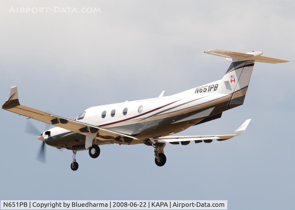N651PB, 2005 Pilatus PC-12/45 C/N 651, On approach to 17L.