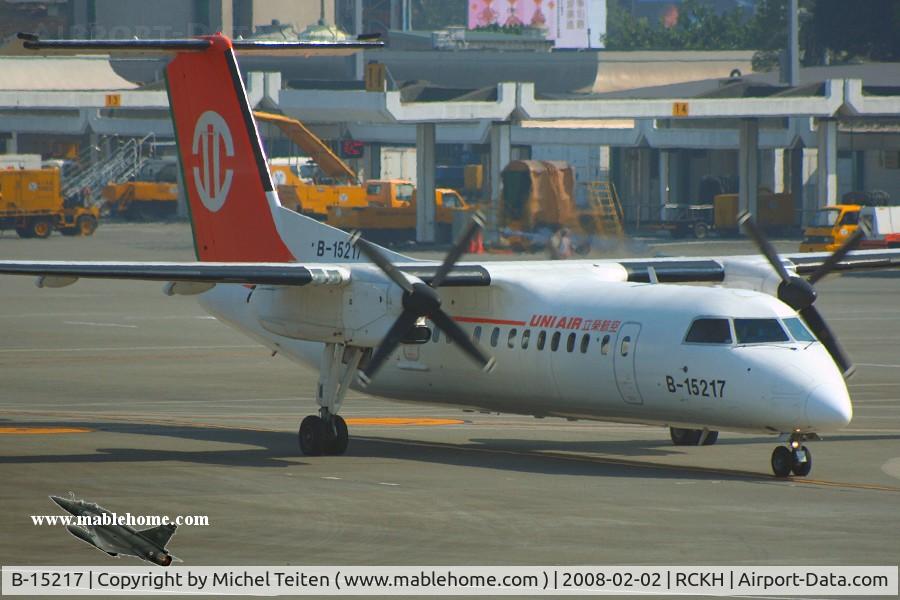 B-15217, De Havilland Canada DHC-8-314A Dash 8 C/N 379, Uni Air