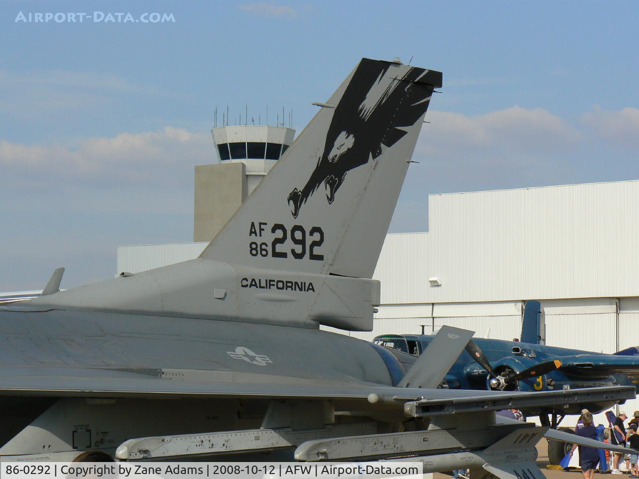 86-0292, 1986 General Dynamics F-16C Fighting Falcon C/N 5C-398, At the 2008 Alliance Airshow