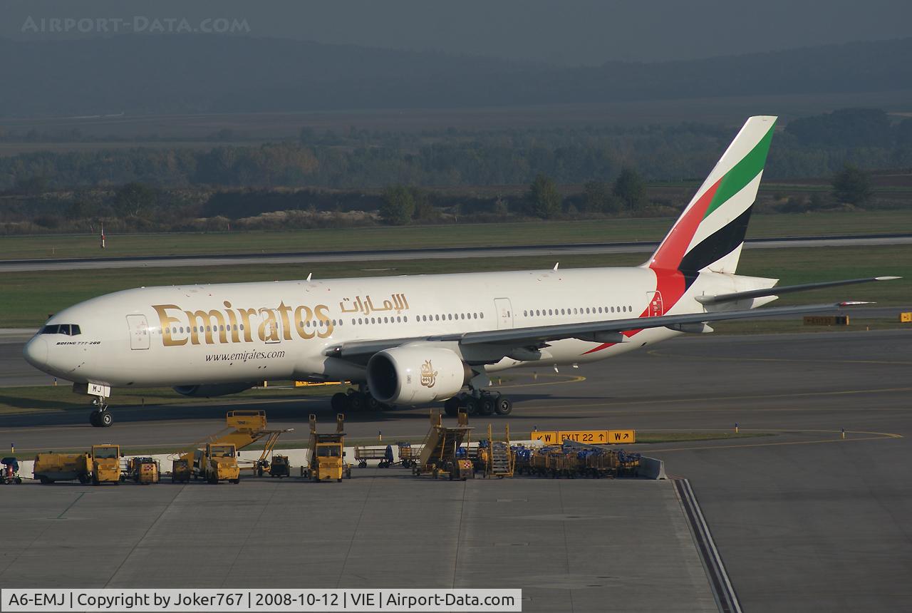 A6-EMJ, 1997 Boeing 777-21H/ER C/N 27253, Emirates Boeing 777-21H(ER)