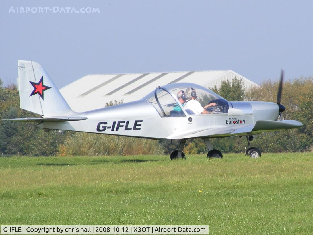 G-IFLE, 2004 Cosmik EV-97 TeamEurostar UK C/N 2113, private