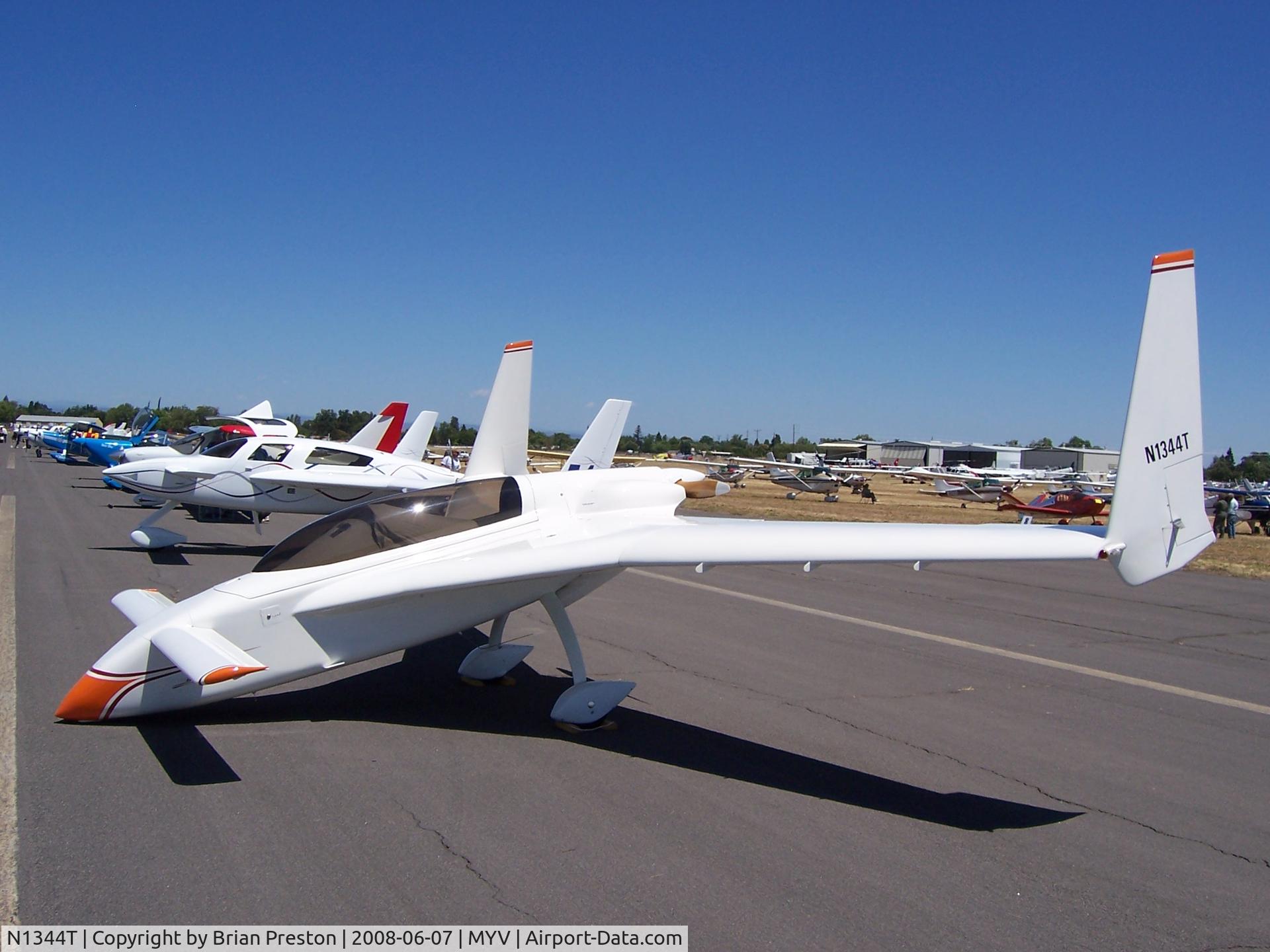 N1344T, 1982 Rutan Long-EZ C/N R-12007, Long EZ on display at Marysville, CA