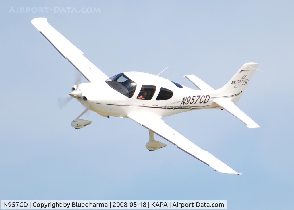 N957CD, 2006 Cirrus SR22 C/N 1835, On Final Approach to 17L.