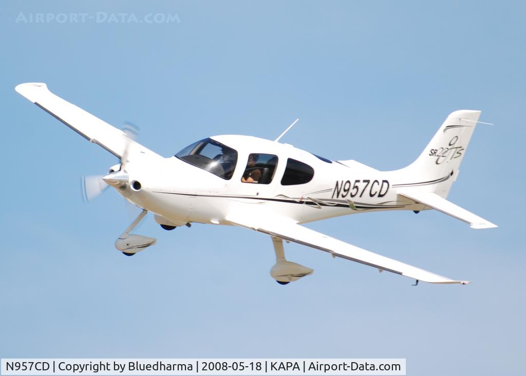 N957CD, 2006 Cirrus SR22 C/N 1835, On Final Approach to 17L.