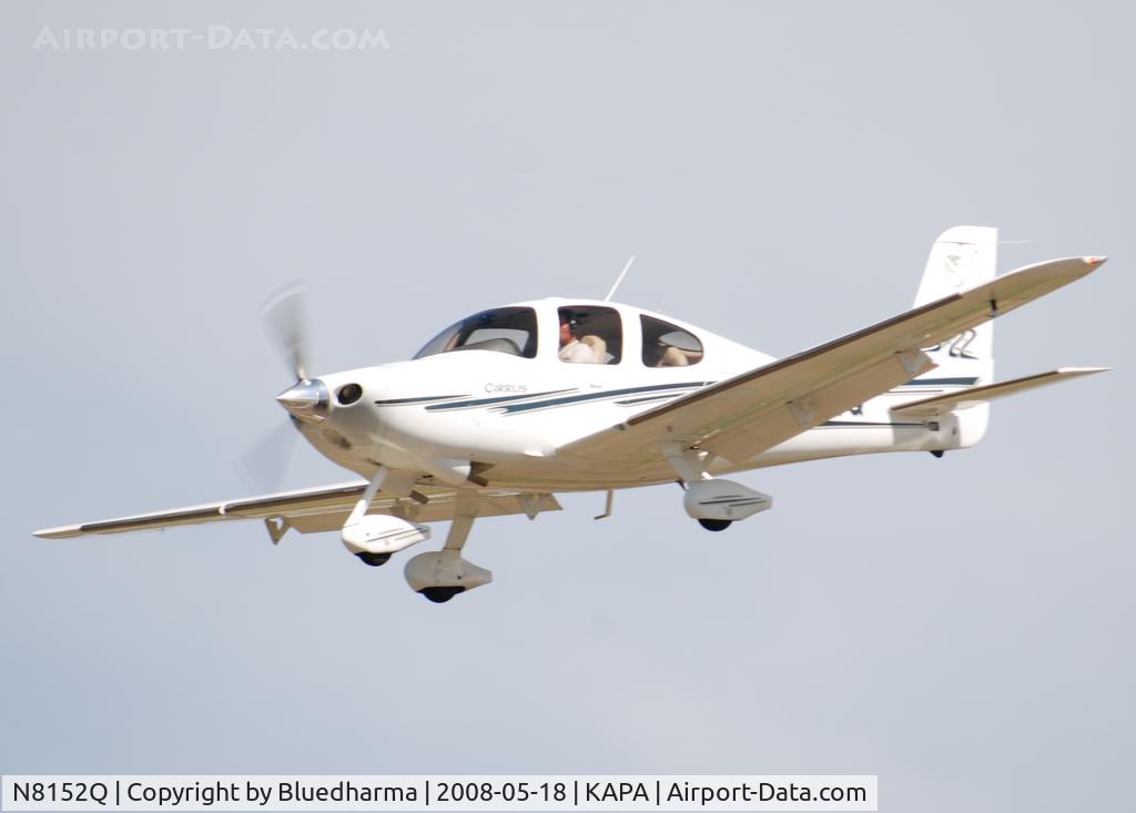 N8152Q, Cirrus SR22 C/N 0793, On Final Approach to 17L.