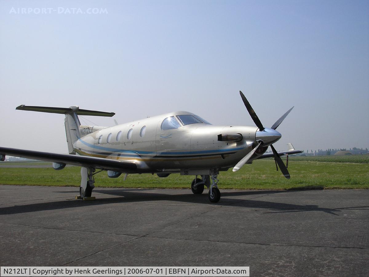 N212LT, 2004 Pilatus PC-12/45 C/N 595, Belgian Defence Day - Koksijde 2006