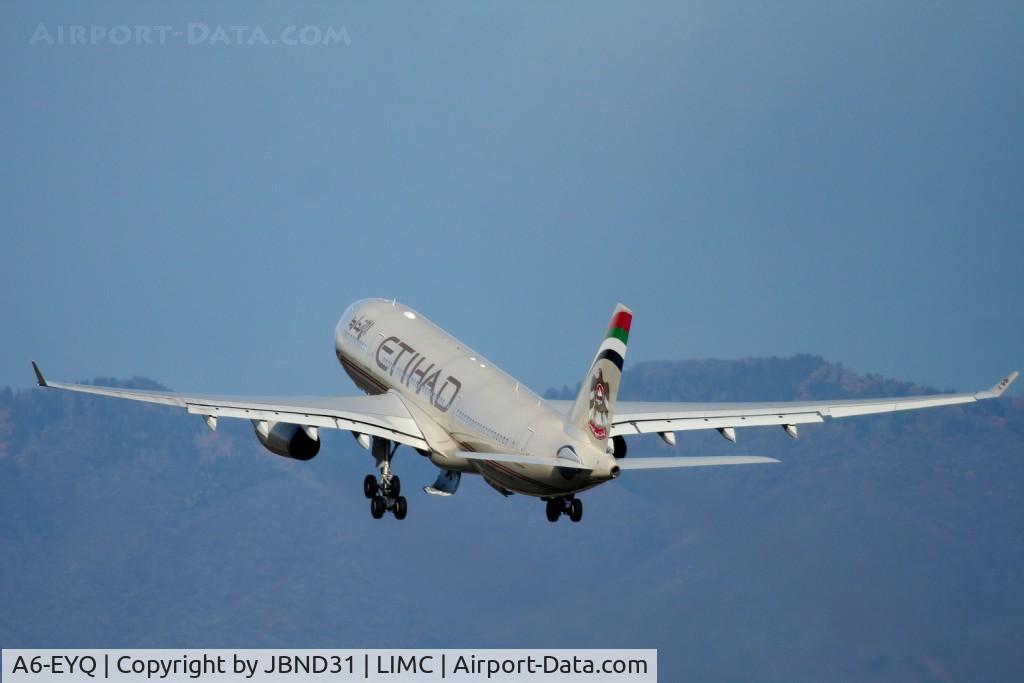 A6-EYQ, 2007 Airbus A330-243 C/N 868, A330-243 N° 868