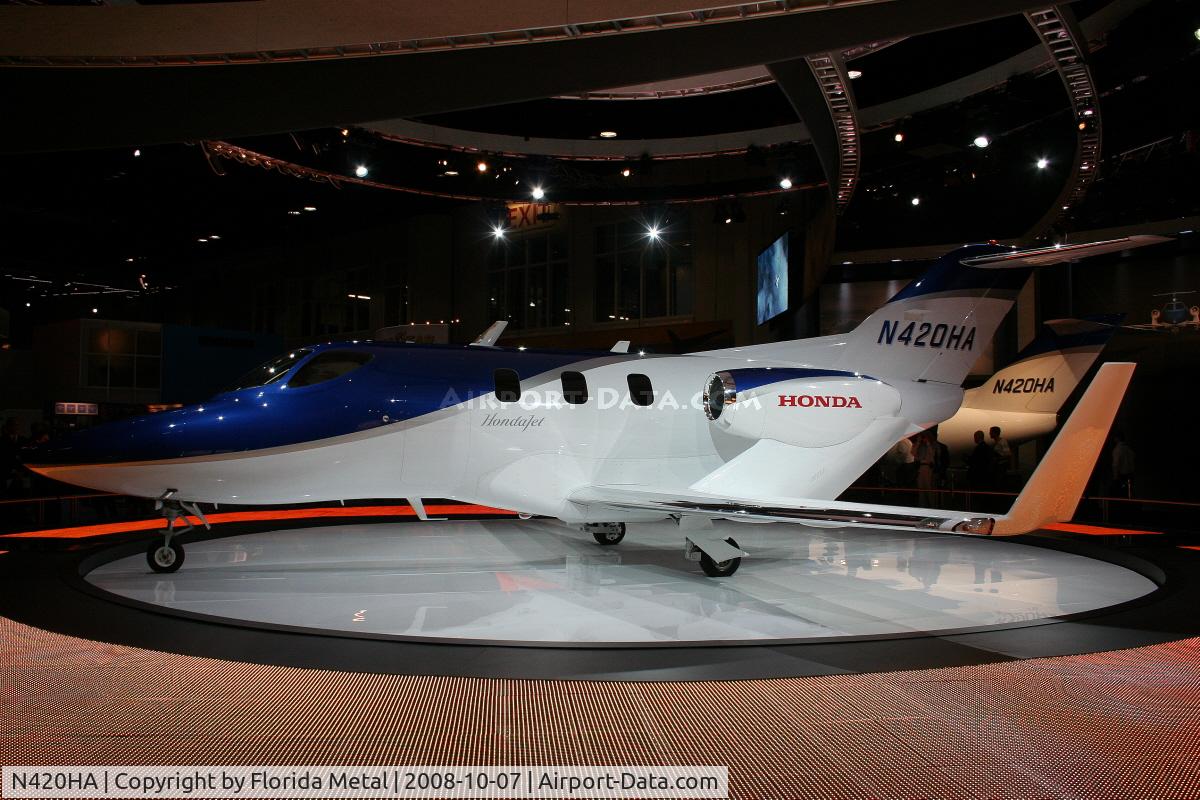 N420HA, 2003 Honda HA-420 HondaJet C/N P001, Honda HA-420 at NBAA Orlando