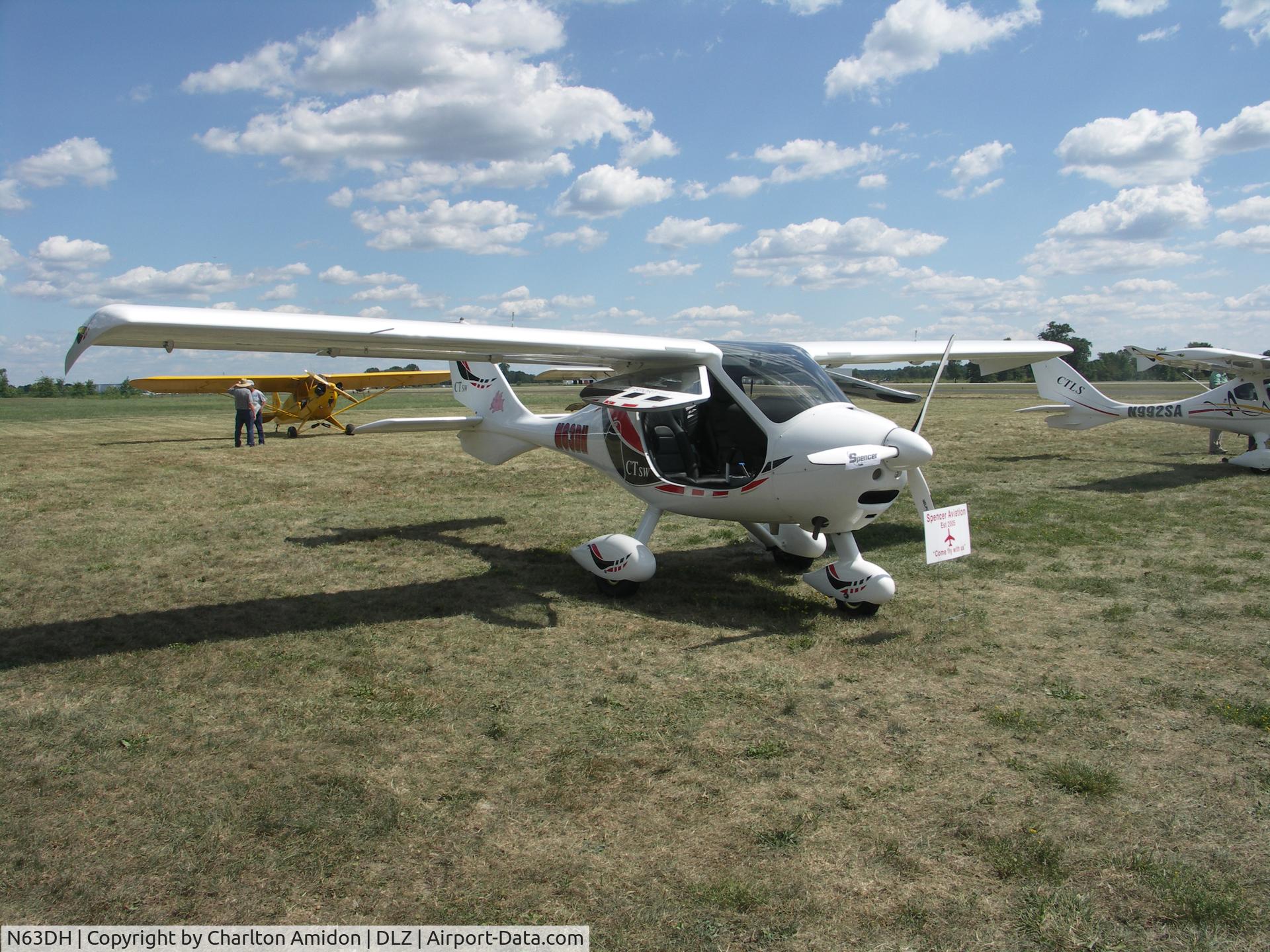 N63DH, 2007 Flight Design CTSW C/N 07-06-20, at DLZ
