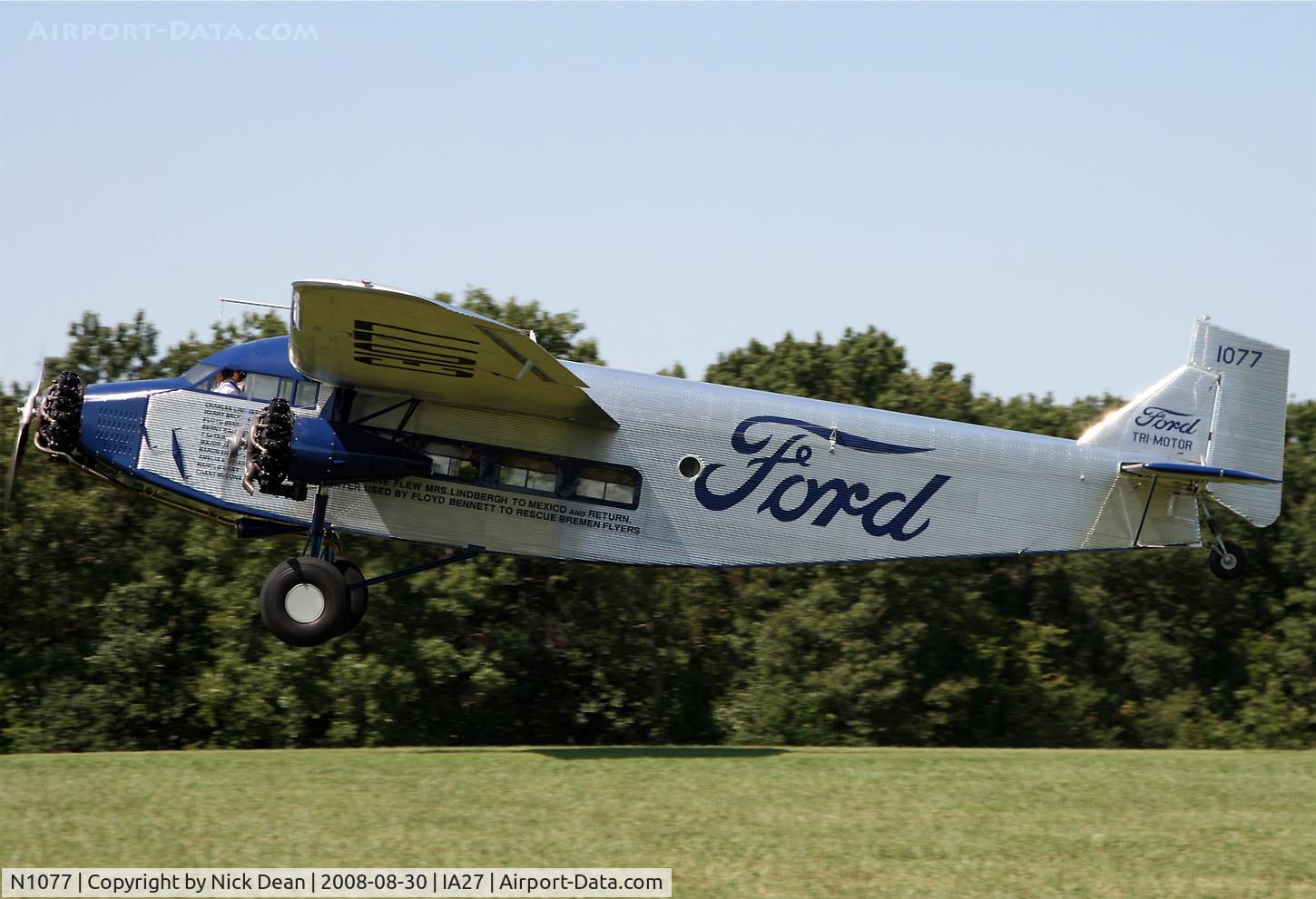 N1077, 1927 Ford 4-AT-B Tri-Motor C/N 10, /