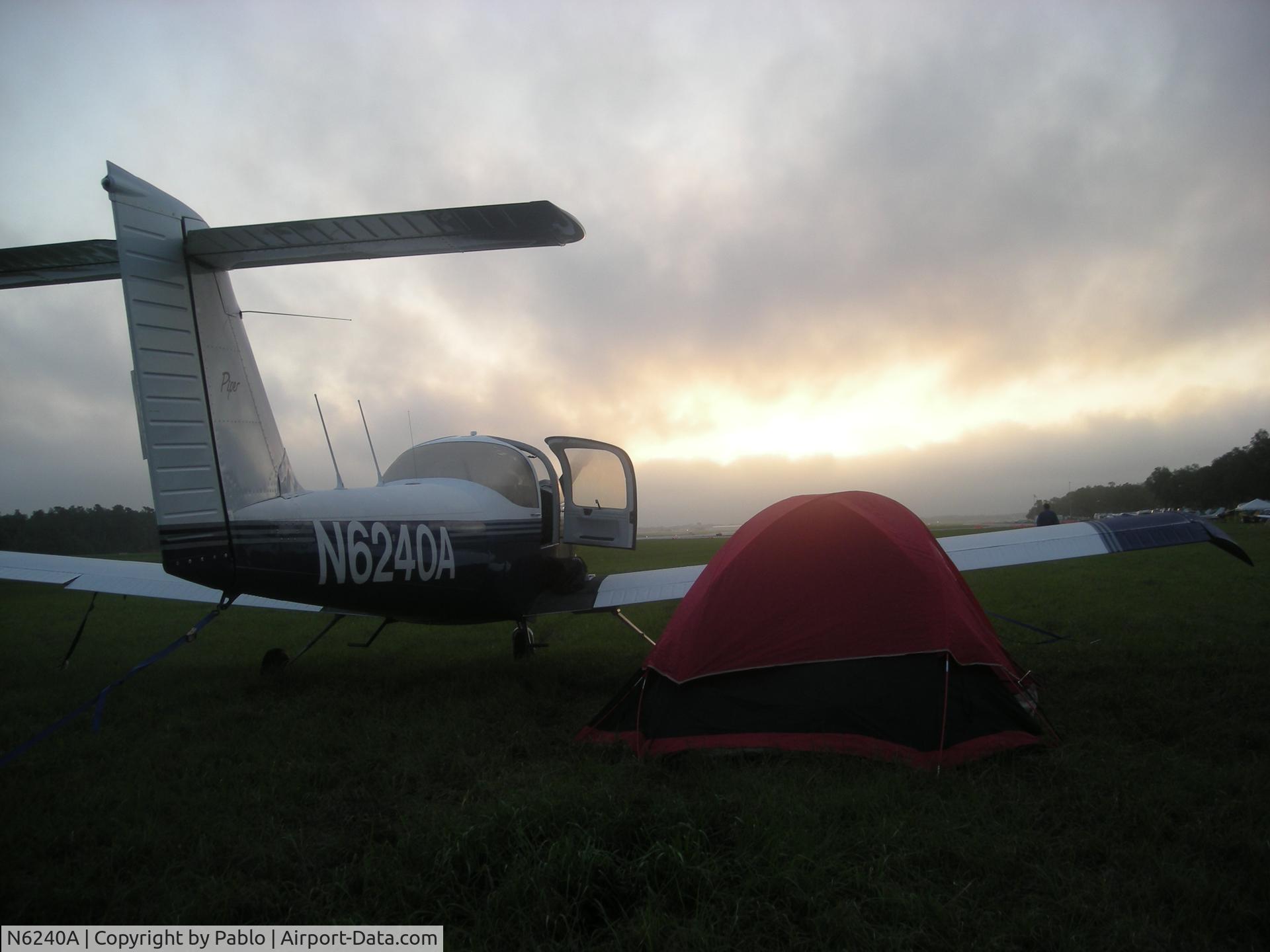 N6240A, 1978 Piper PA-38-112 Tomahawk Tomahawk C/N 38-78A0351, Sunrise at Sun-n-fun 2008