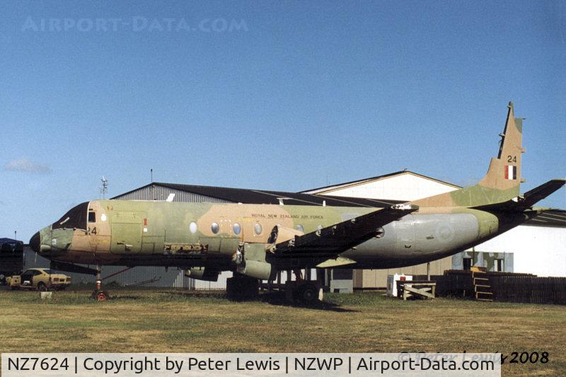 NZ7624, Hawker Siddeley HS-780 Andover C1 C/N Set 15, RNZAF - 1994