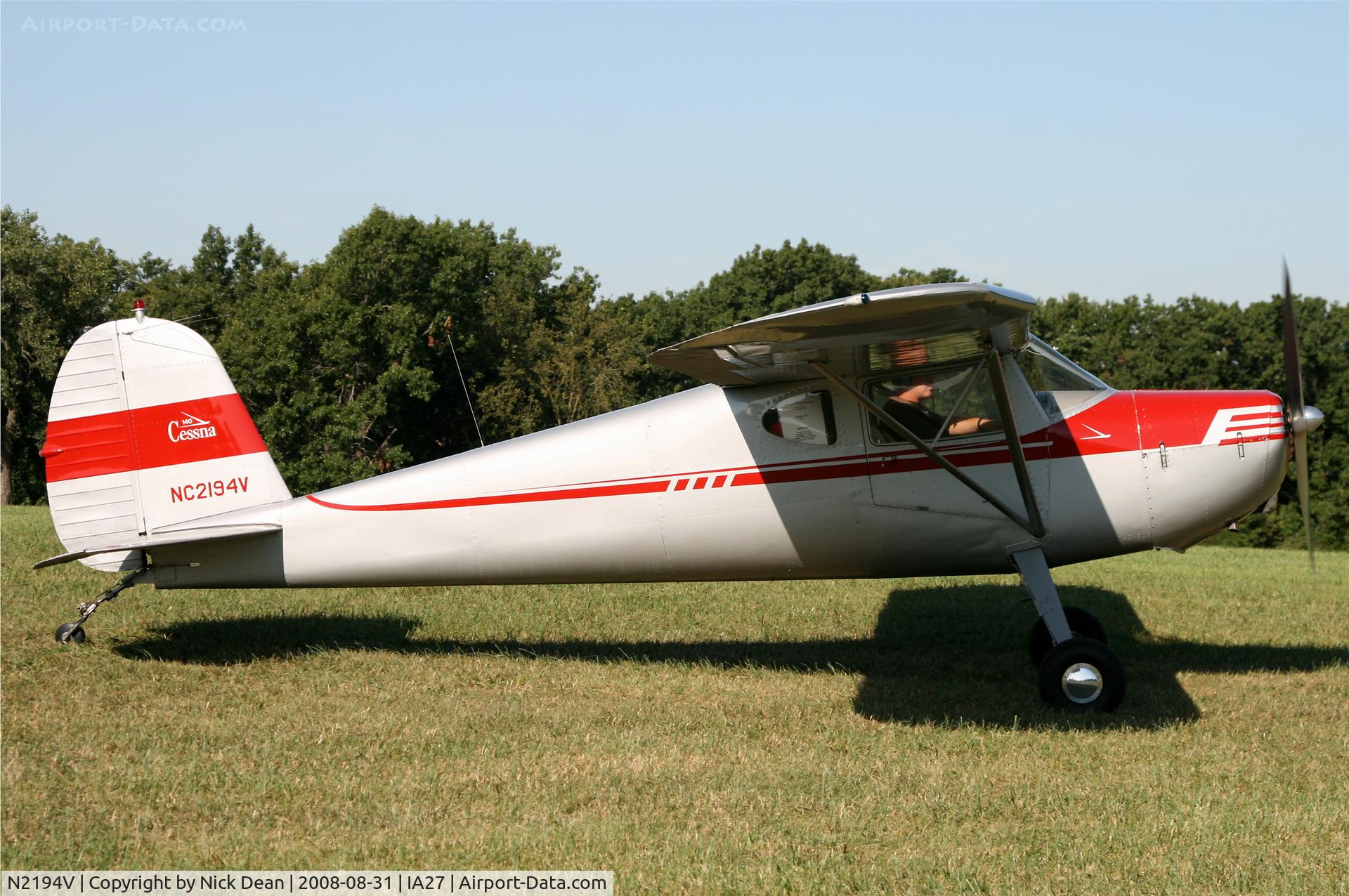 N2194V, 1948 Cessna 140 C/N 14423, /