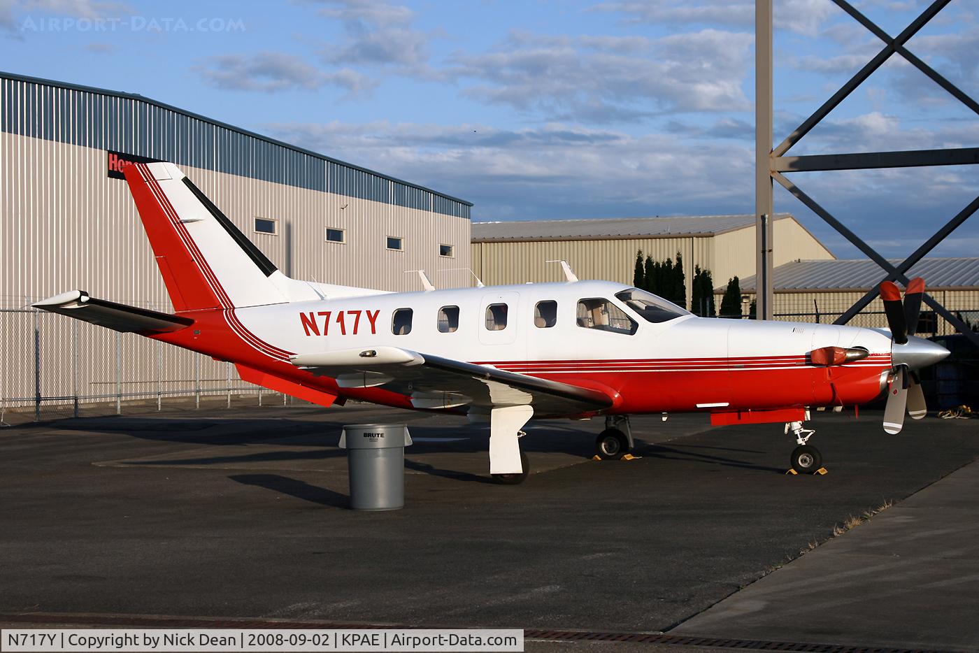 N717Y, Socata TBM-700 C/N 17, /