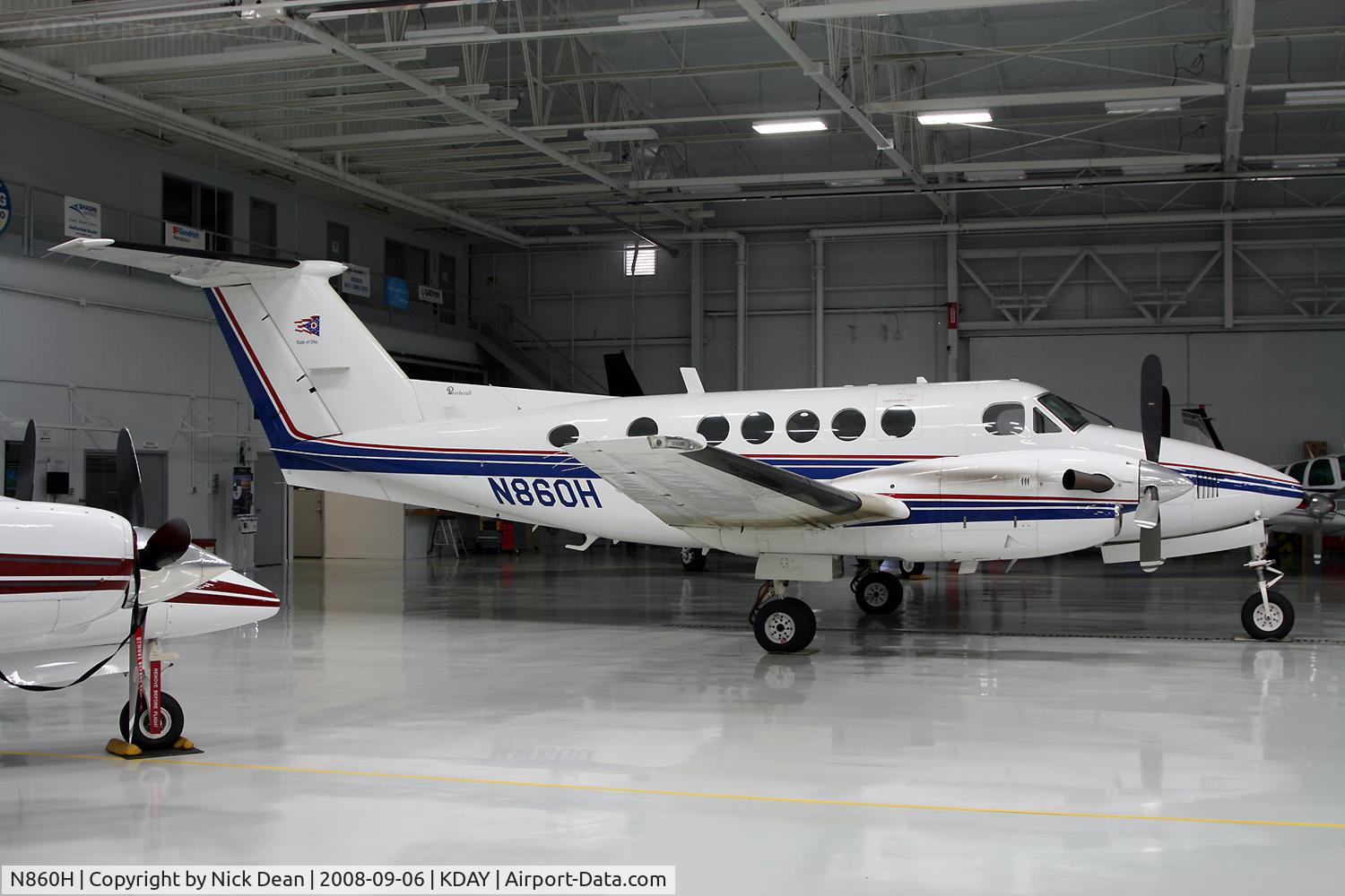 N860H, 1982 Beech B200 King Air C/N BB-1067, /