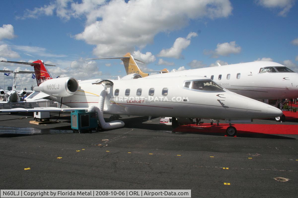 N60LJ, 2000 Learjet 60 C/N 164, Lear 60 at NBAA Bombardier Display