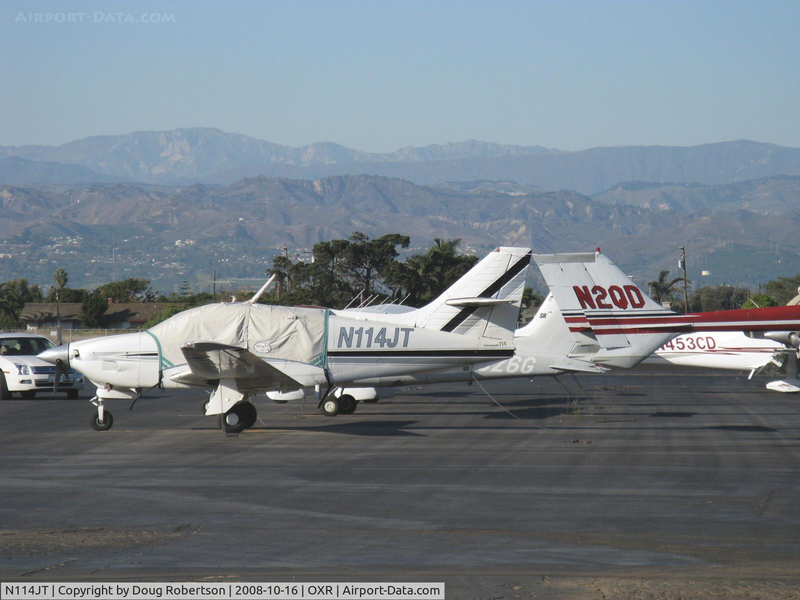 N114JT, 1976 Rockwell International 114 Commander C/N 14104, 1976 Rockwell COMMANDER 114, Lycoming IO-540-T4A5D 260 Hp