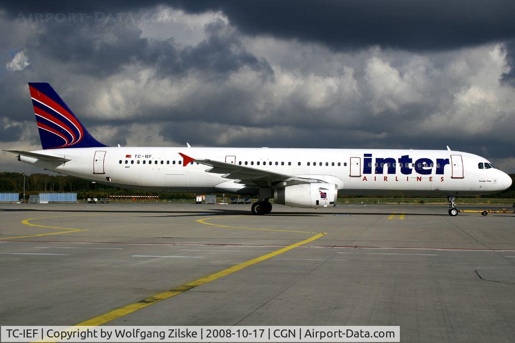 TC-IEF, 1999 Airbus A321-231 C/N 968, visitor