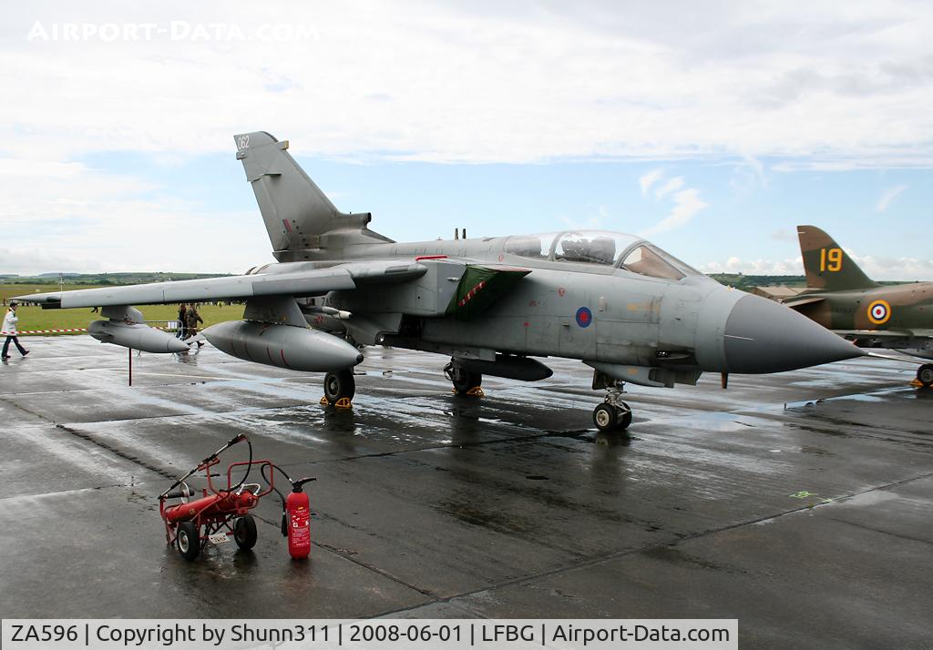 ZA596, 1982 Panavia Tornado GR.4 C/N 113/BS037/3060, Displayed during LFBG Airshow 2008