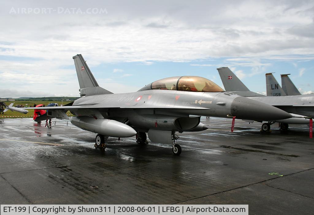 ET-199, 1986 Fokker F-16B Fighting Falcon C/N 6G-15, Displayed during LFBG Airshow 2008