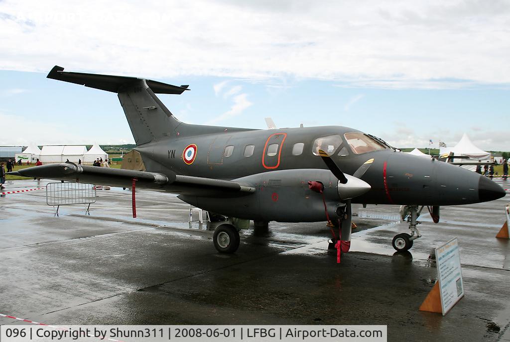096, Embraer EMB-121AA Xingu C/N 121096, Displayed during LFBG Airshow 2008