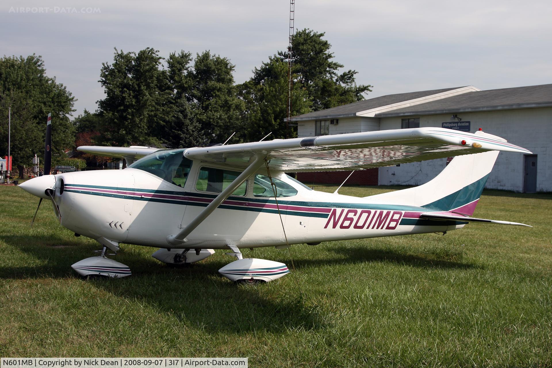 N601MB, 1967 Cessna 182L Skylane C/N 18258550, /