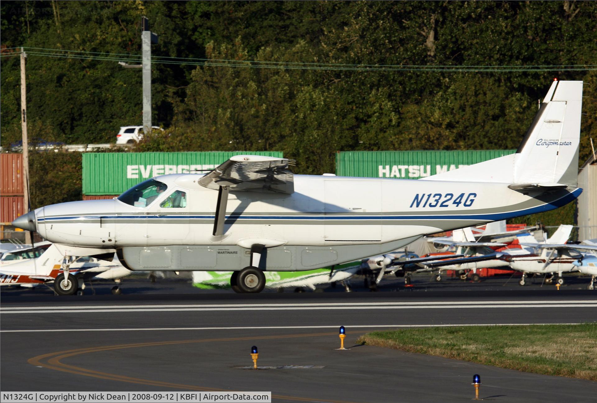 N1324G, 1999 Cessna 208B C/N 208B0777, KBFI