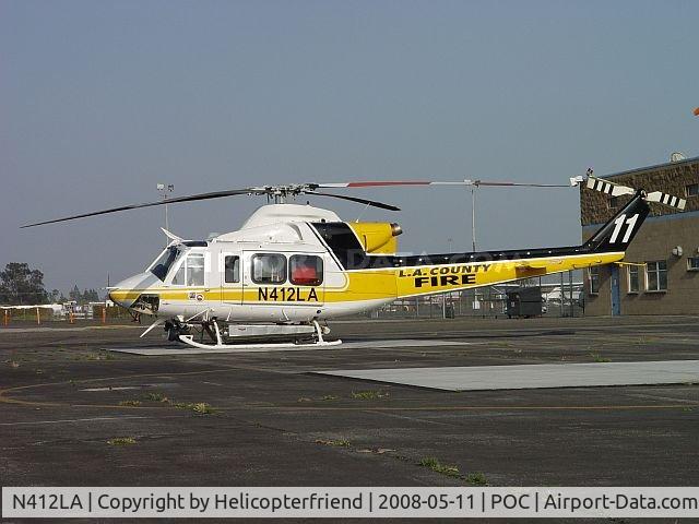 N412LA, 2005 Bell 412EP C/N 36392, Awaiting a call at Brackett