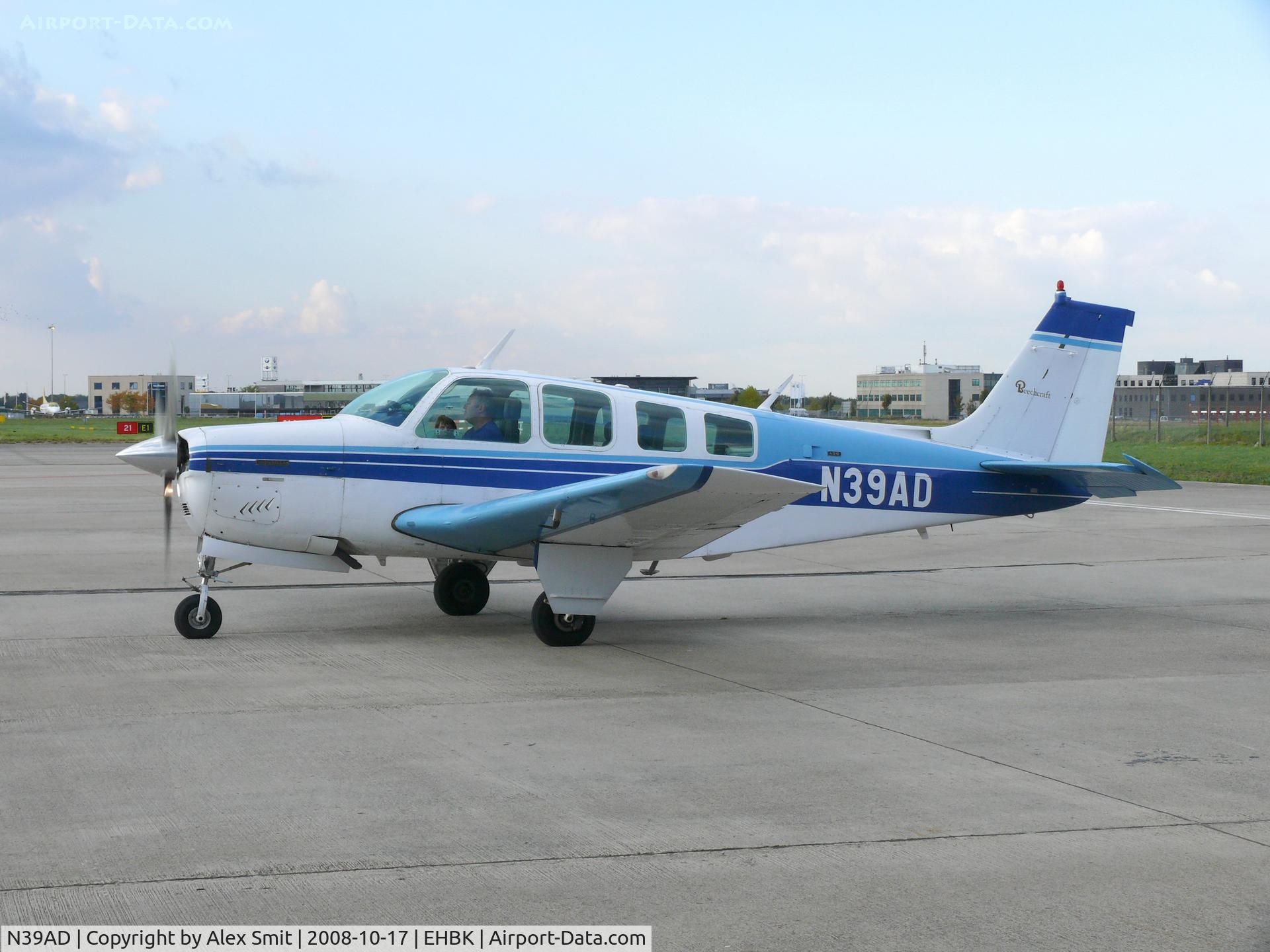 N39AD, 1972 Beech A36 Bonanza 36 C/N E316, Beech A36 Bonanza N39AD visiting MAA